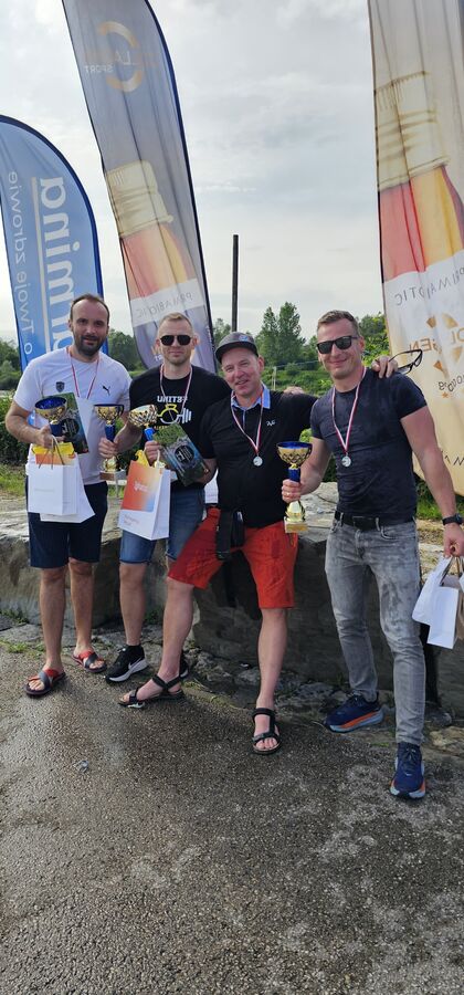 a5bca06a f04d 4a37 b08d e728fe2a2a91