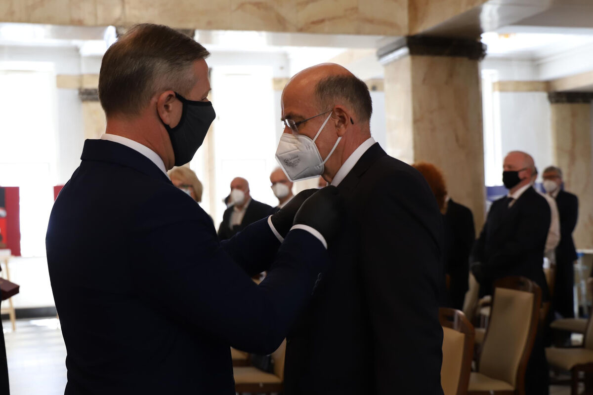 232f4ae41929b53abdfc4c9b8c3d4f6a